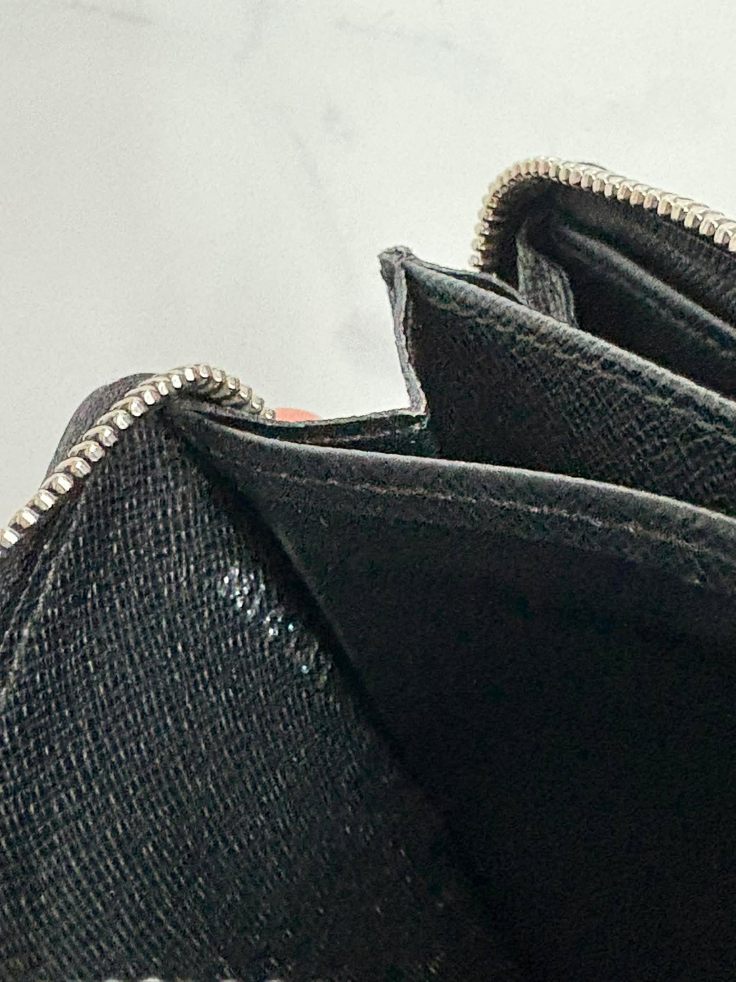 Louis Vuitton zippy wallet graphite box shw MI4131 preloved Rank A