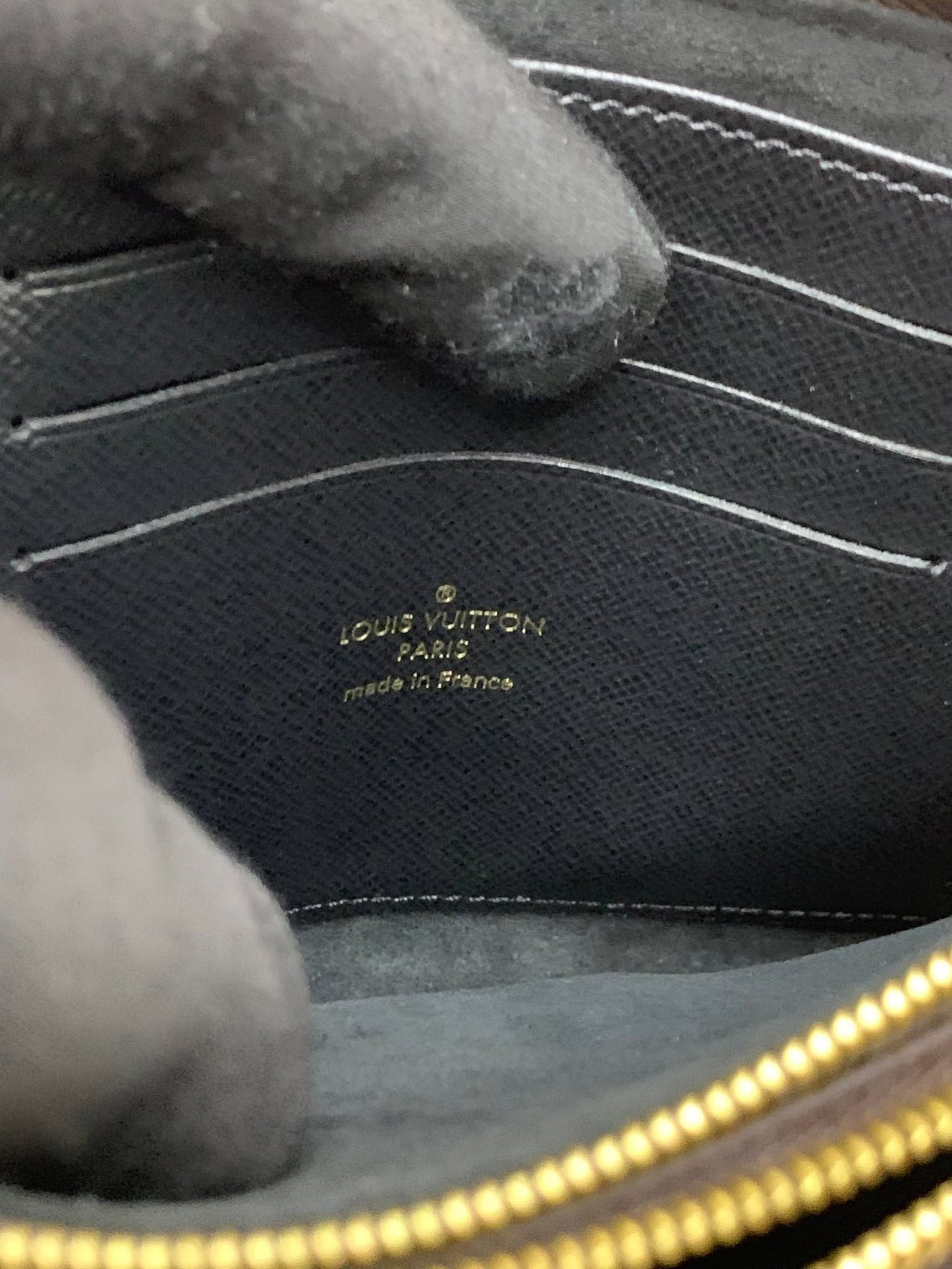 Louis Vuitton double zipreverse brand new