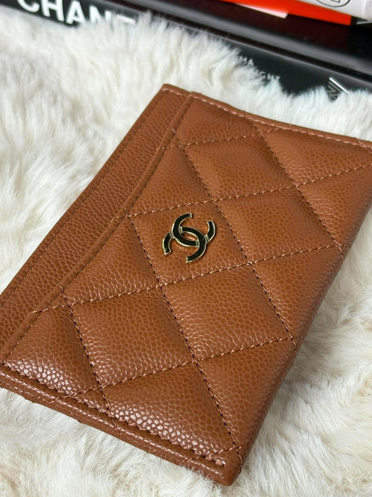 Chanel classic card holder ghw caramel XXCEXP8K