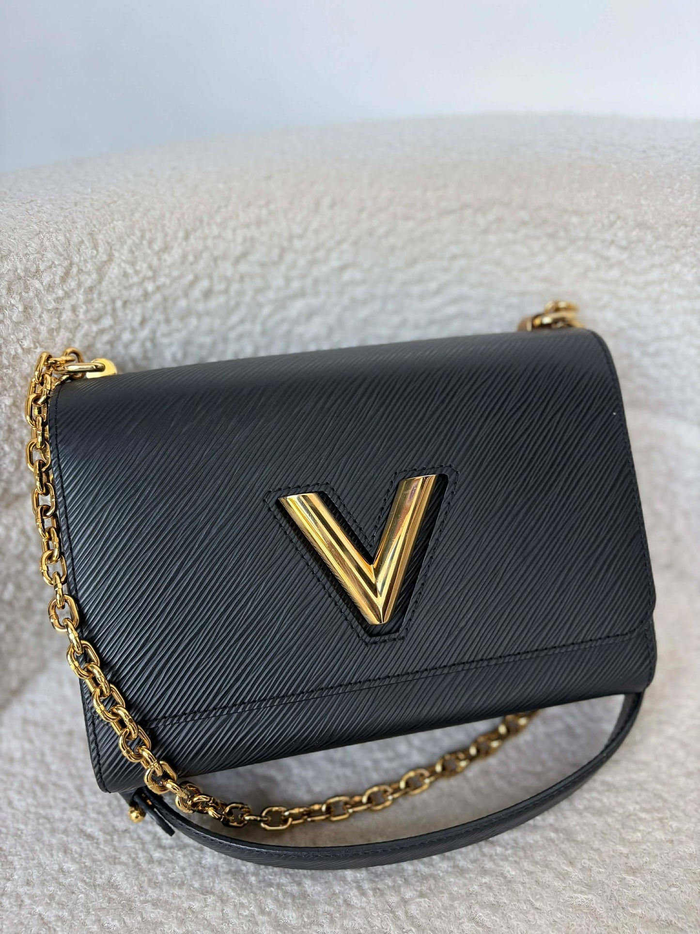 Louis Vuitton&  Twist black epi leather ghw FL3128 Preloved