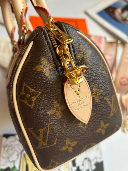 Louis Vuitton Speedy&nbsp;20 monogram pink strap