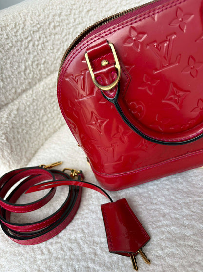 Louis Vuitton Alma bb impriente vernis red ghw M54180
