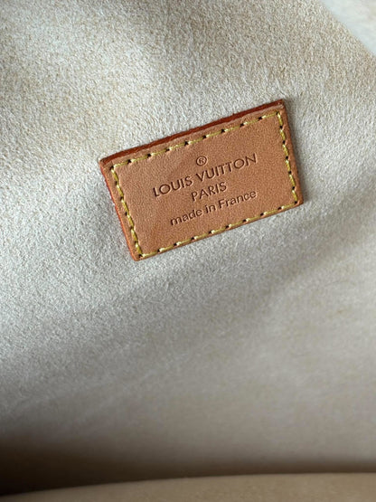 Louis Vuitton Manhattan Gm Mono  FL4037 rank A
