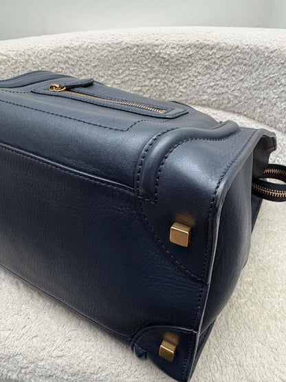Celine luggage micro deep blue ghw Rank A