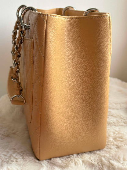 Chanel gst beige 19106870 rank A