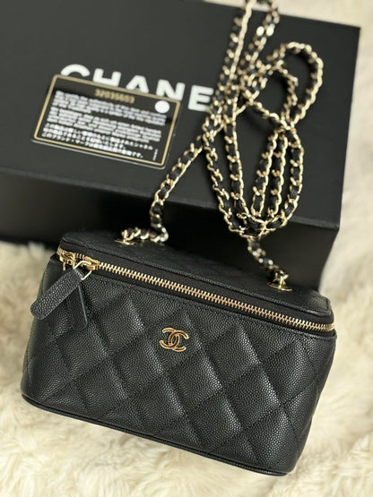 Chanel vanity caviar ghw series 9/10 excellent