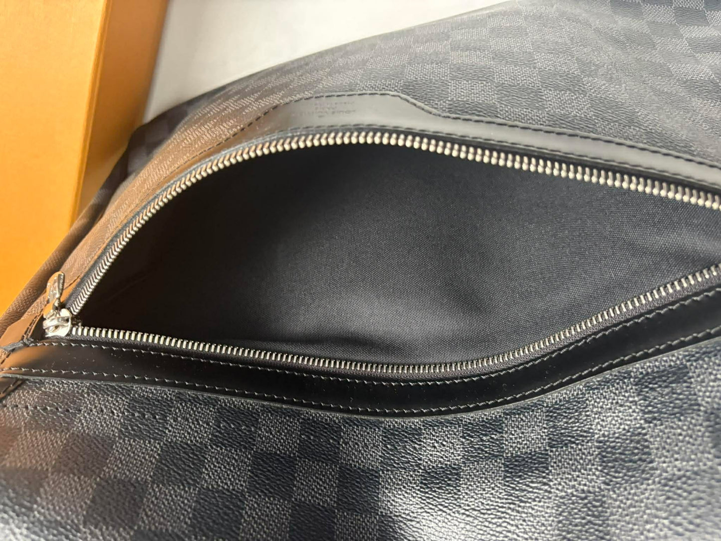 Louis Vuitton Gm Daniel graphite rank A SP0029