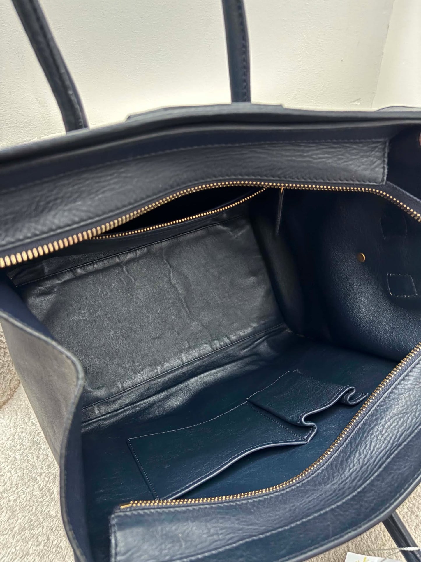 Celine luggage micro deep blue ghw Rank A