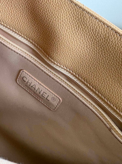 Chanel gst beige 19106870 rank A