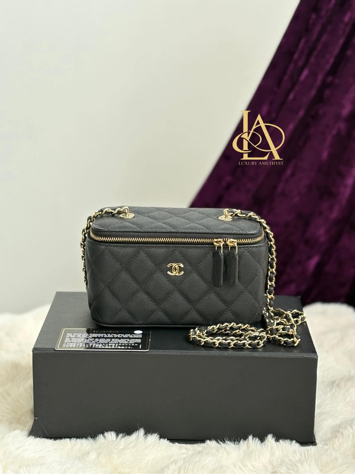 Chanel vanity caviar ghw series 9/10 excellent