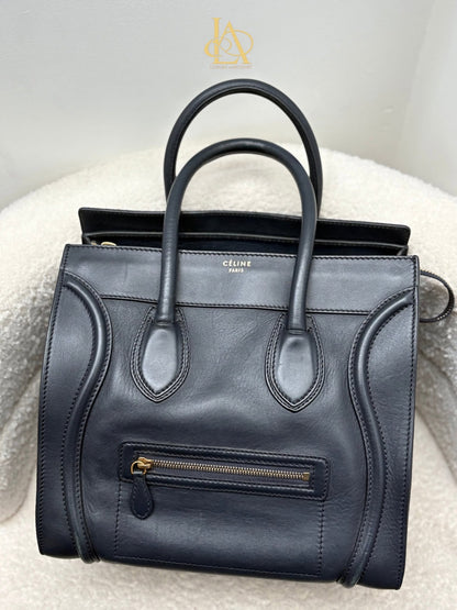 Celine luggage micro deep blue ghw Rank A