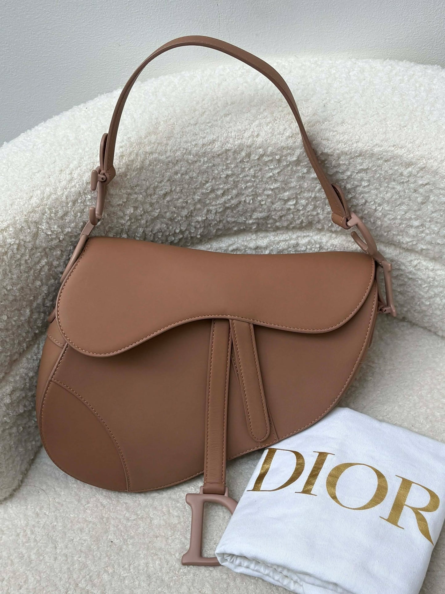 Dior saddle matte tan 09-MA-1119 unused condition