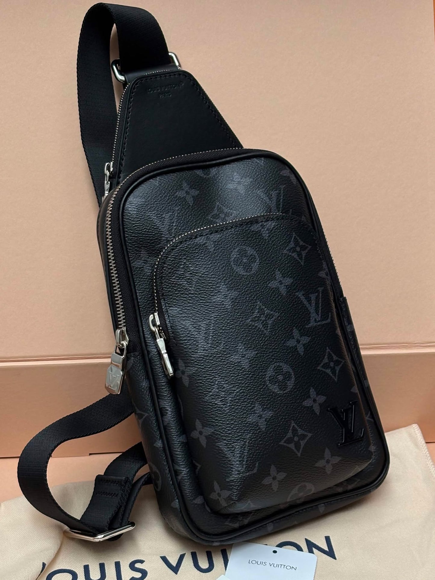 Louis Vuitton Avenue sling pm eclipse Brandnew