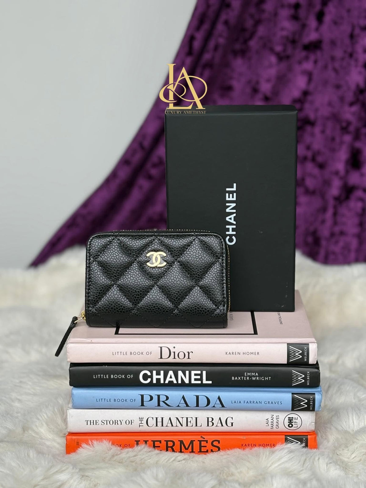 Chanel Compact zippy black chw caviar UUC7P366