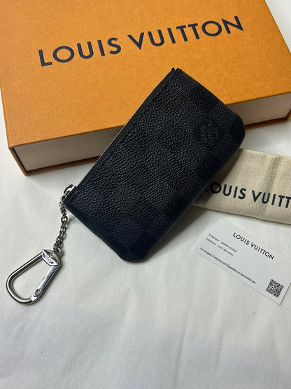 Louis Vuitton cless&nbsp;graphite micro brand new CT4262