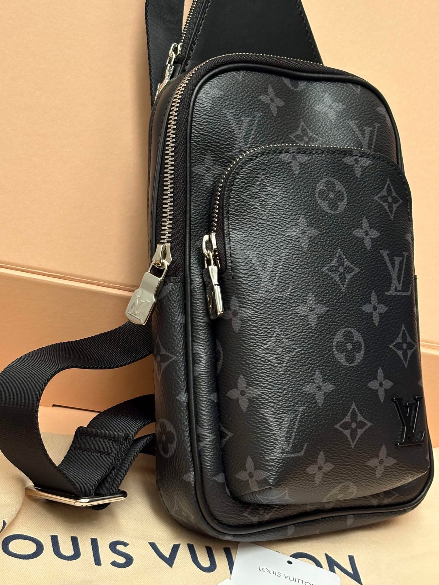 Louis Vuitton Avenue sling pm eclipse Brandnew