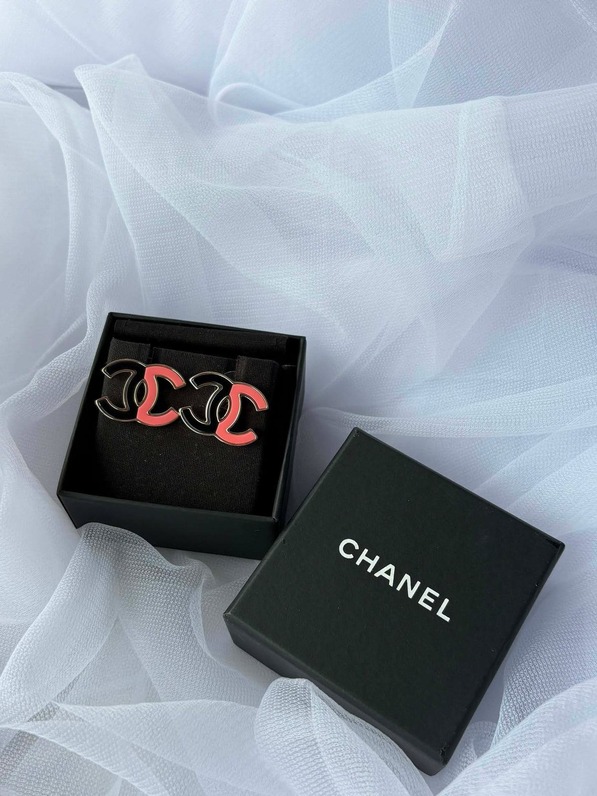 Chanel CC Pink Earings