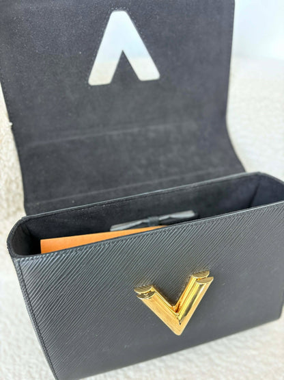 Louis Vuitton&  Twist black epi leather ghw FL3128 Preloved