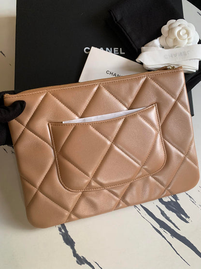 Chanel Ocase Medium Iridiscent
