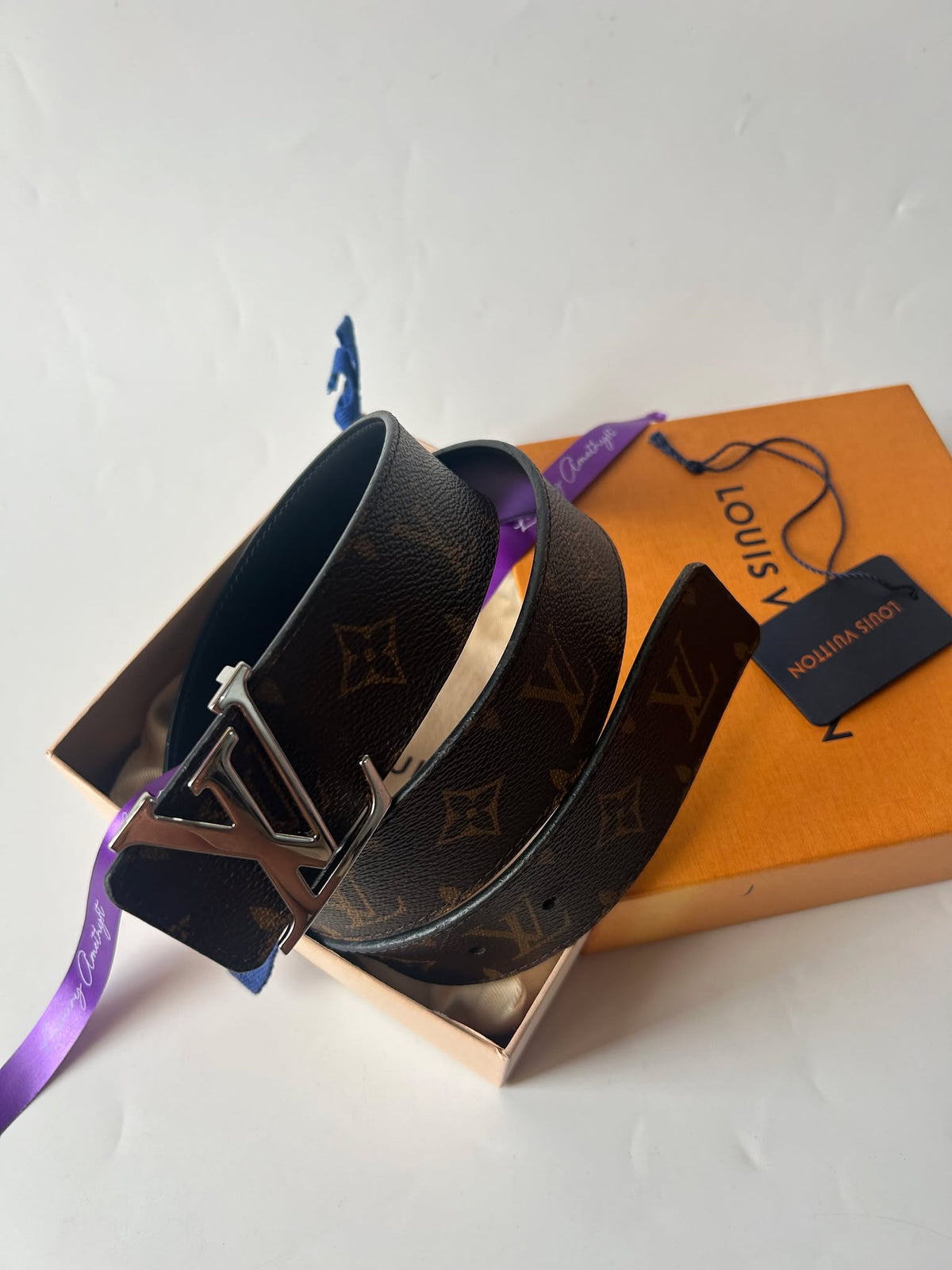 Louis vuitton Initiales mono shw size 85/34&nbsp;