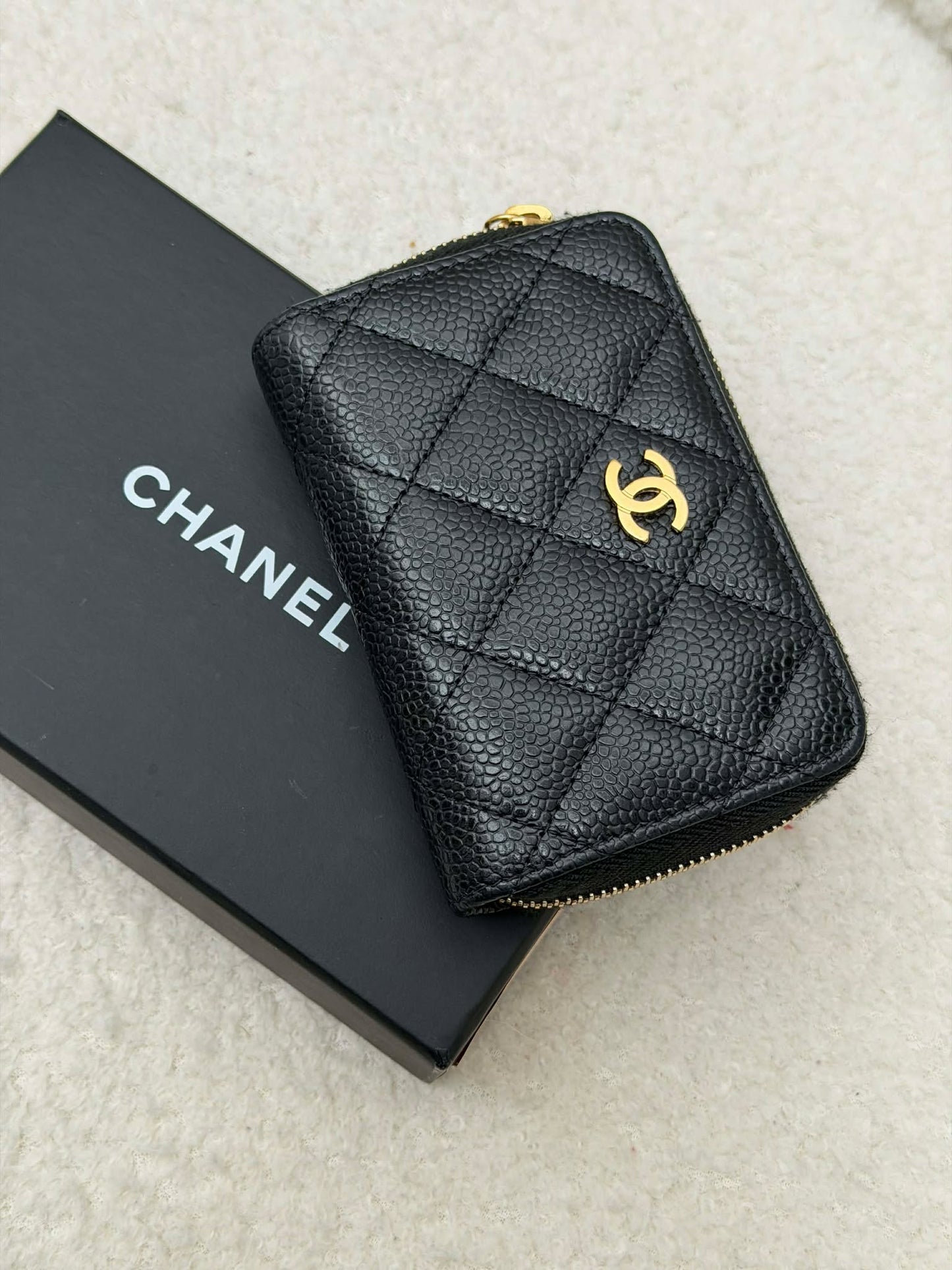 Chanel Card holder compact wallet black caviar ghw brand new K7P8EK79