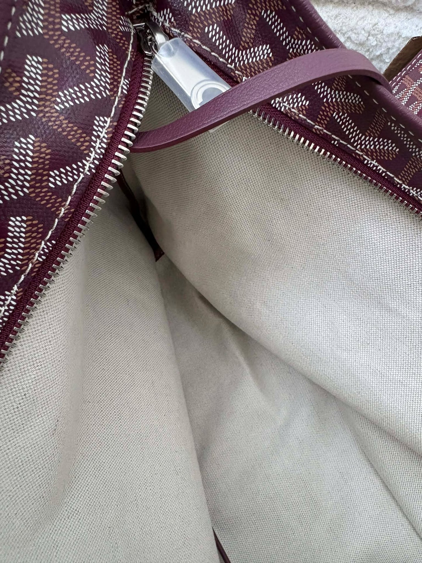 Goyard Boheme maroon with pouch LME020257