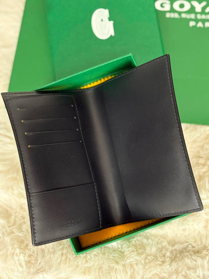 Goyard Passport holder black BN