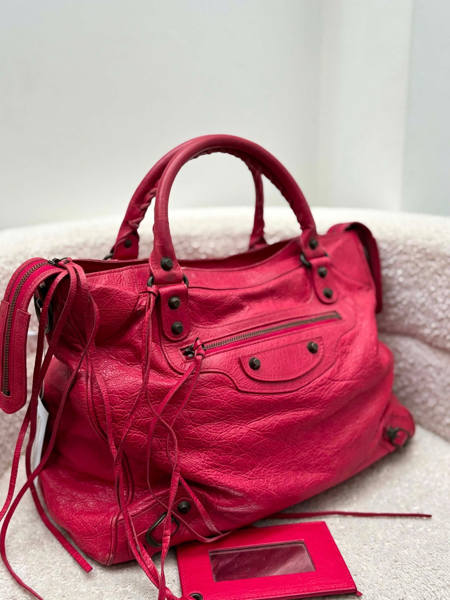 Balenciaga city red rhw with entrupy cert strap Rank A 8.5