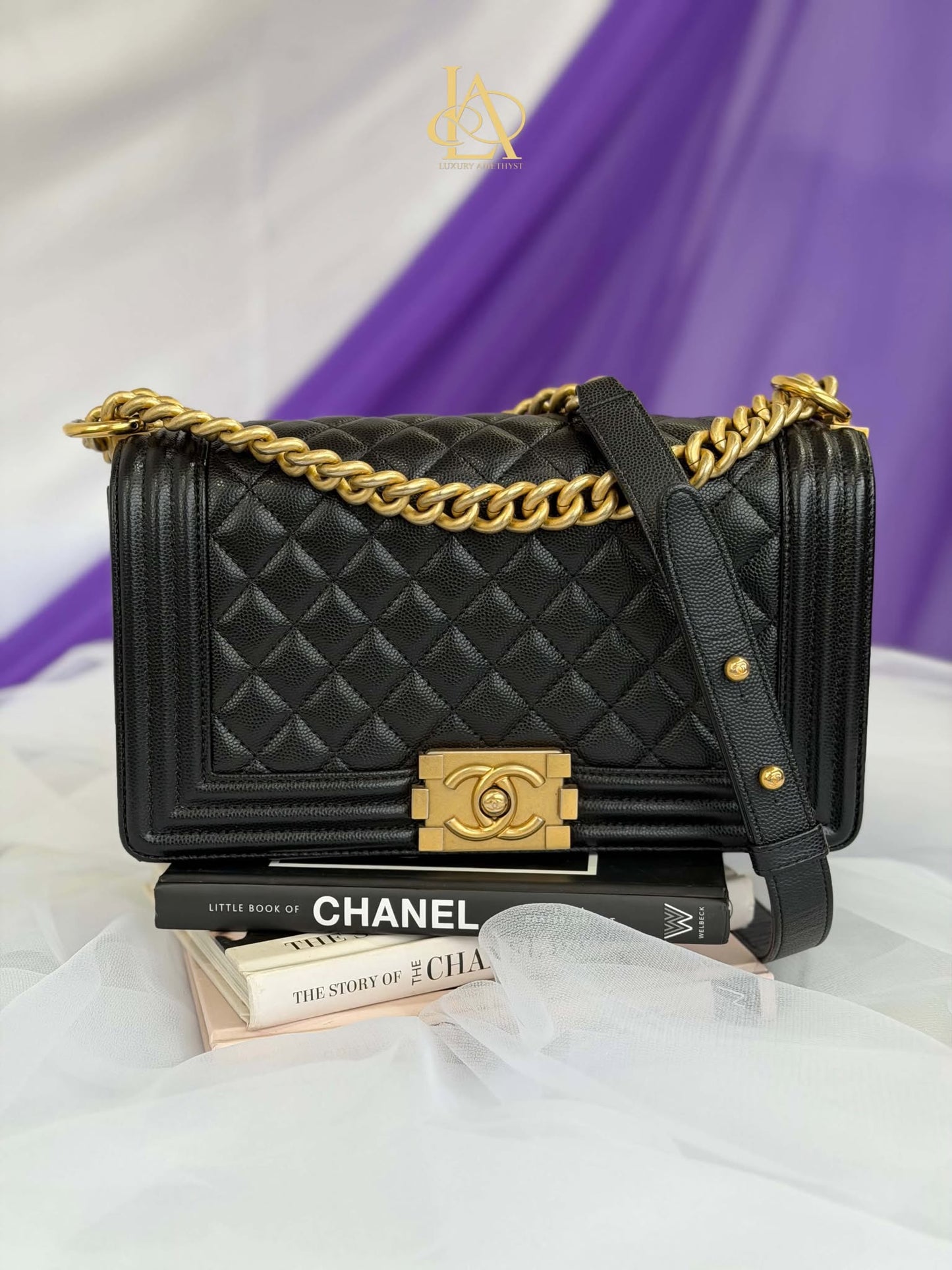 Chanel leboy new med black caviar ghw series 27325601 Rank A