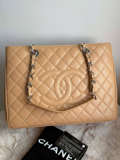 Chanel gst beige 19106870 rank A
