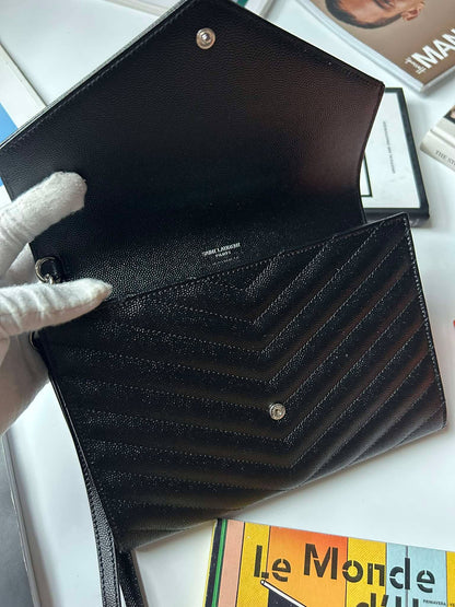 YSL Clutch black shw ALM617862.9820 Brandnew