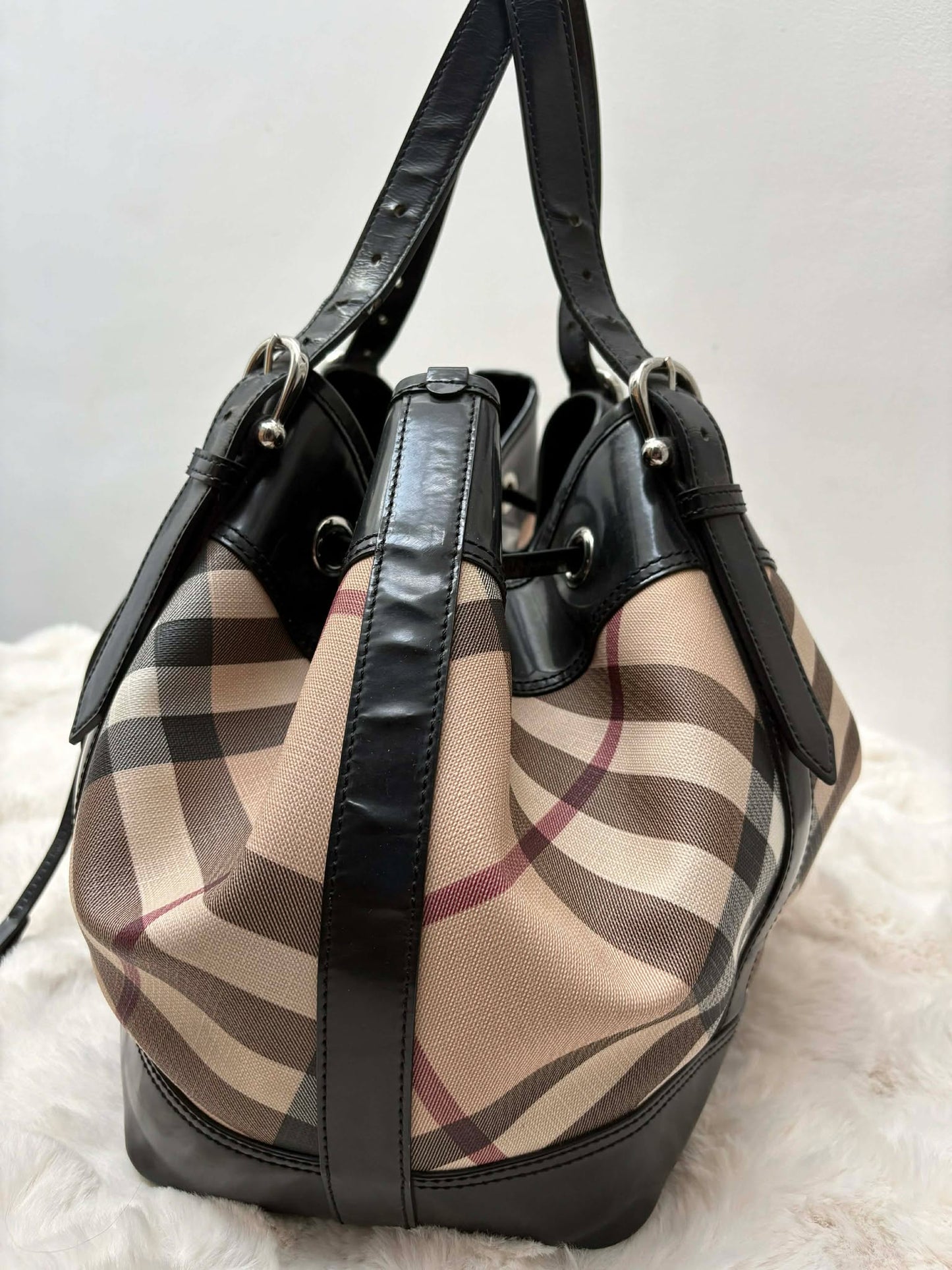 Burberry Duffle large rank A