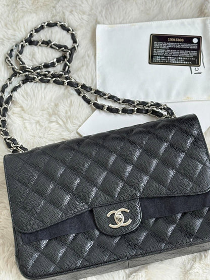 Chanel Jumbo Flap Black Caviar Shw series 19915806 9/10 Excellent Used