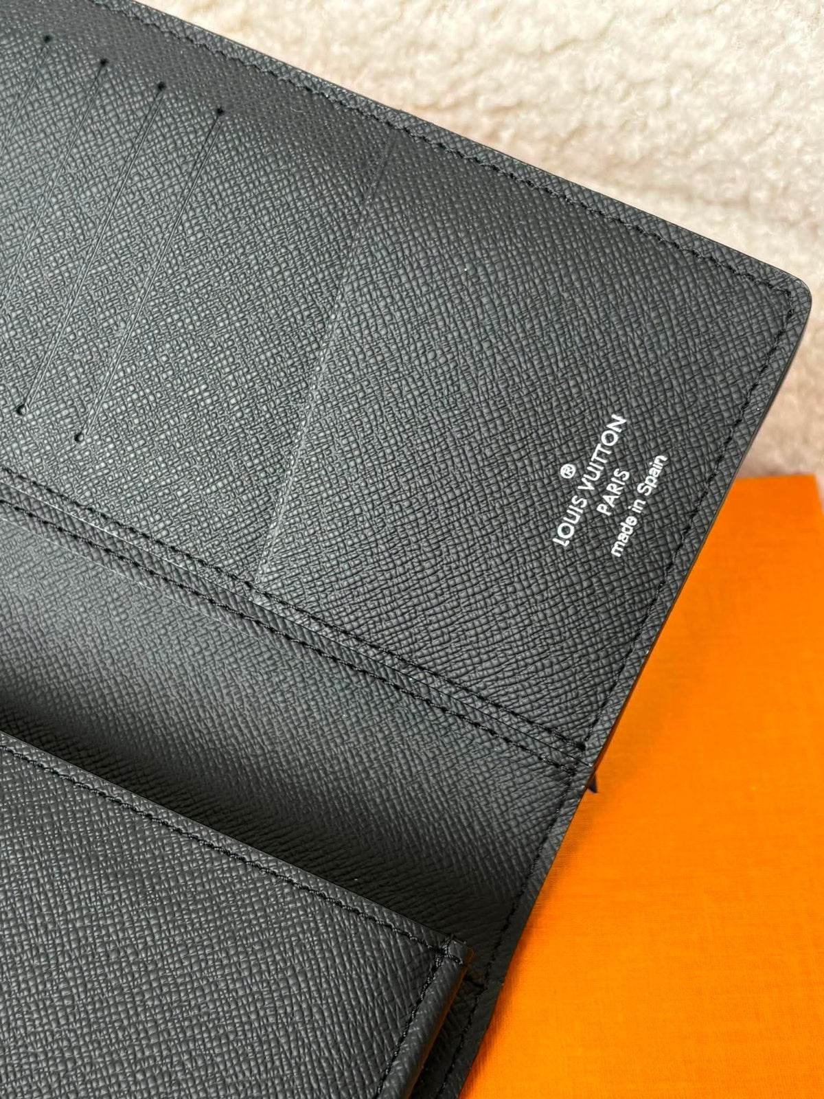 Louis Vuitton Brazza&nbsp;long wallet graphite Brand new micro