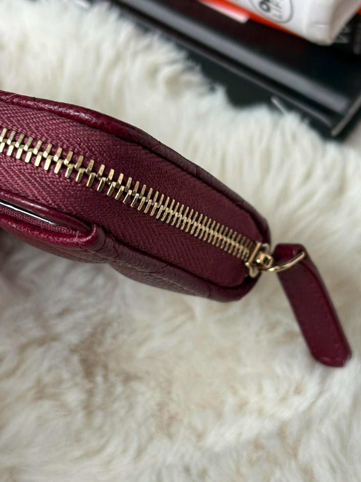 Chanel Compact zippy maroon chw caviar NU4U8156