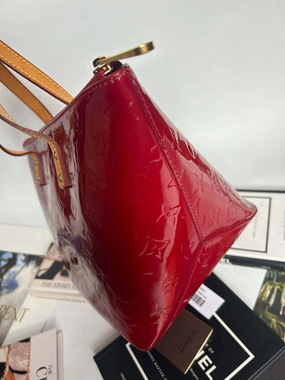 Louis Vuitton bellevue pm vernis red FL1100 rank A