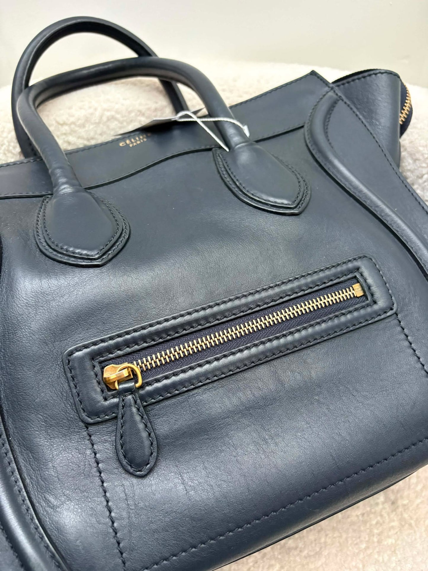 Celine luggage micro deep blue ghw Rank A