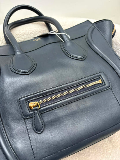 Celine luggage micro deep blue ghw Rank A