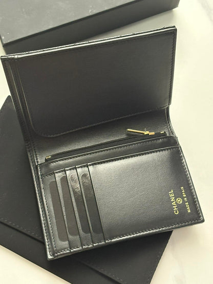 Chanel Passport holder big cc micro H0H63EC8