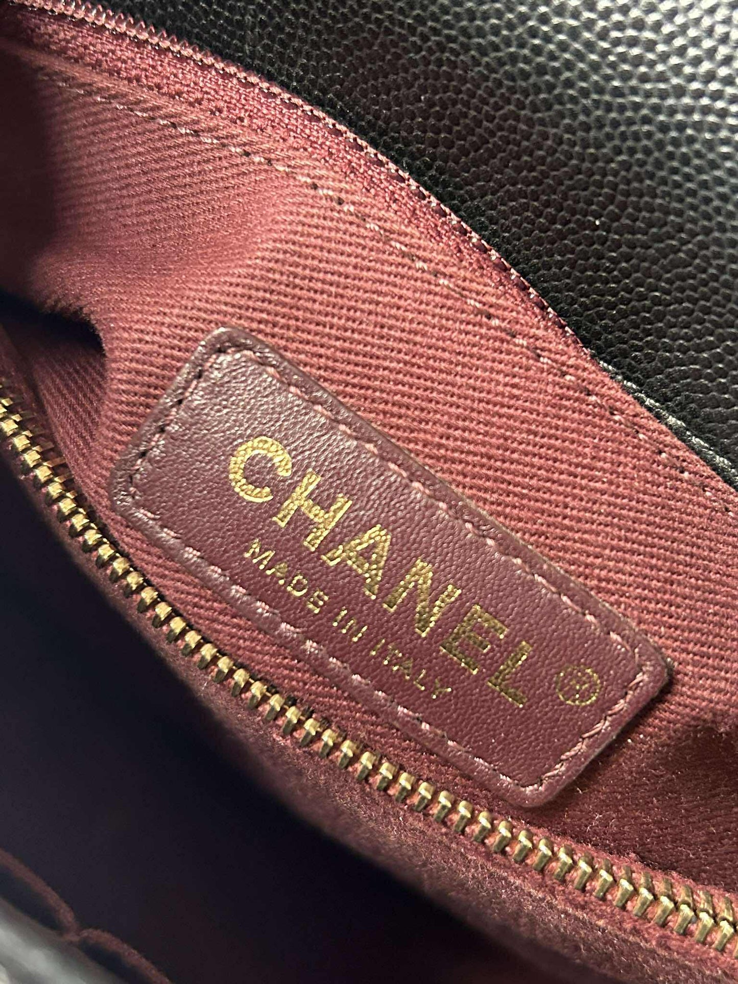 Preloved Chanel Coco Medium Black GHW 8.9/10  25201827