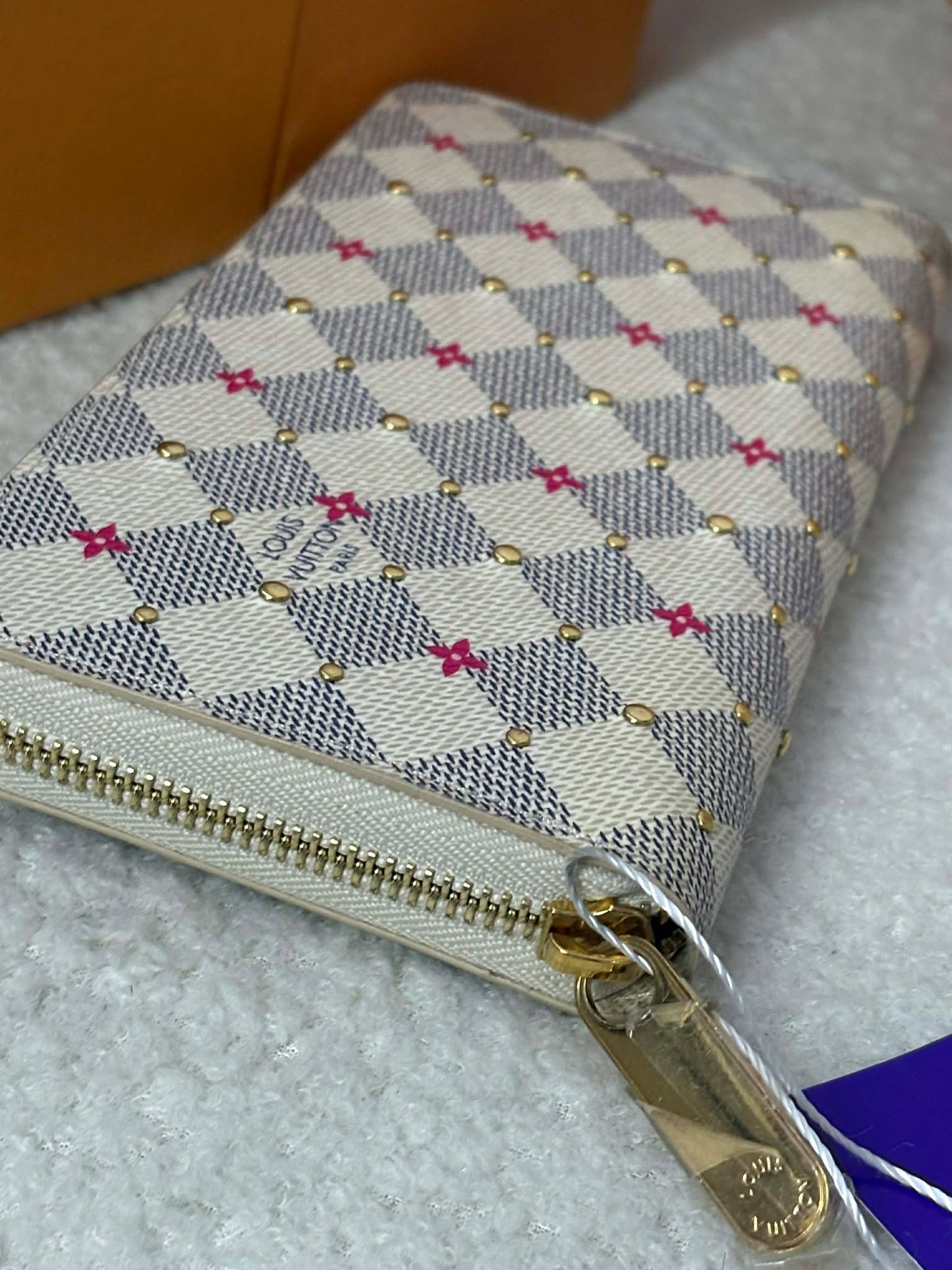 Louis Vuitton long azur limitted edition&nbsp;zippy Unused wallet micro brand new