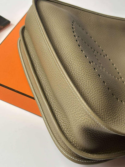 Hermes Evelyn GM eutope phw stamp K brand new