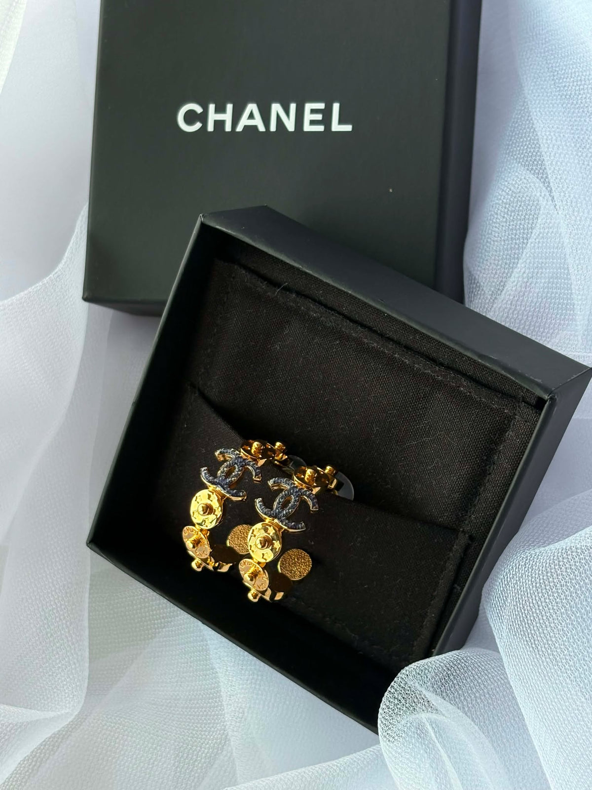 Chanel Round Earings