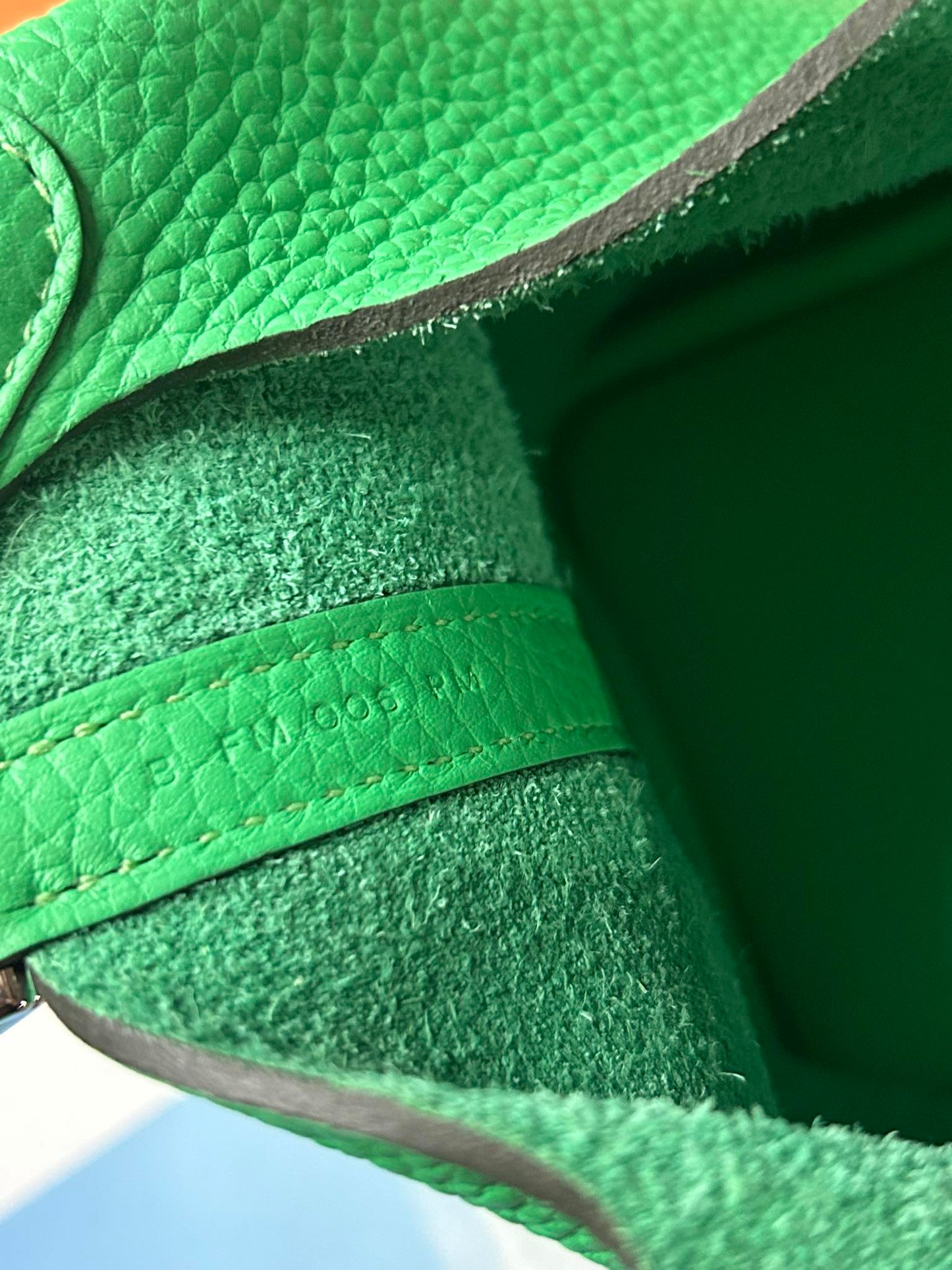 Picotin 18 green phw stamp B FM 006 PM brand new