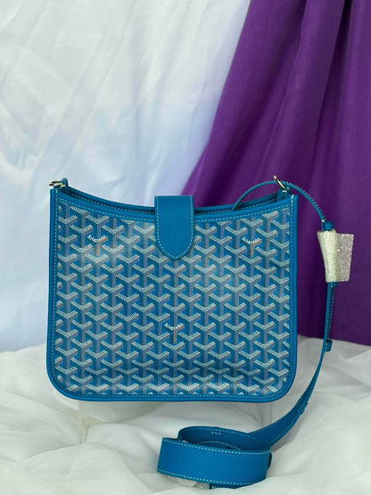 Goyard Musett pm royal blue SAR020265 Brandnew