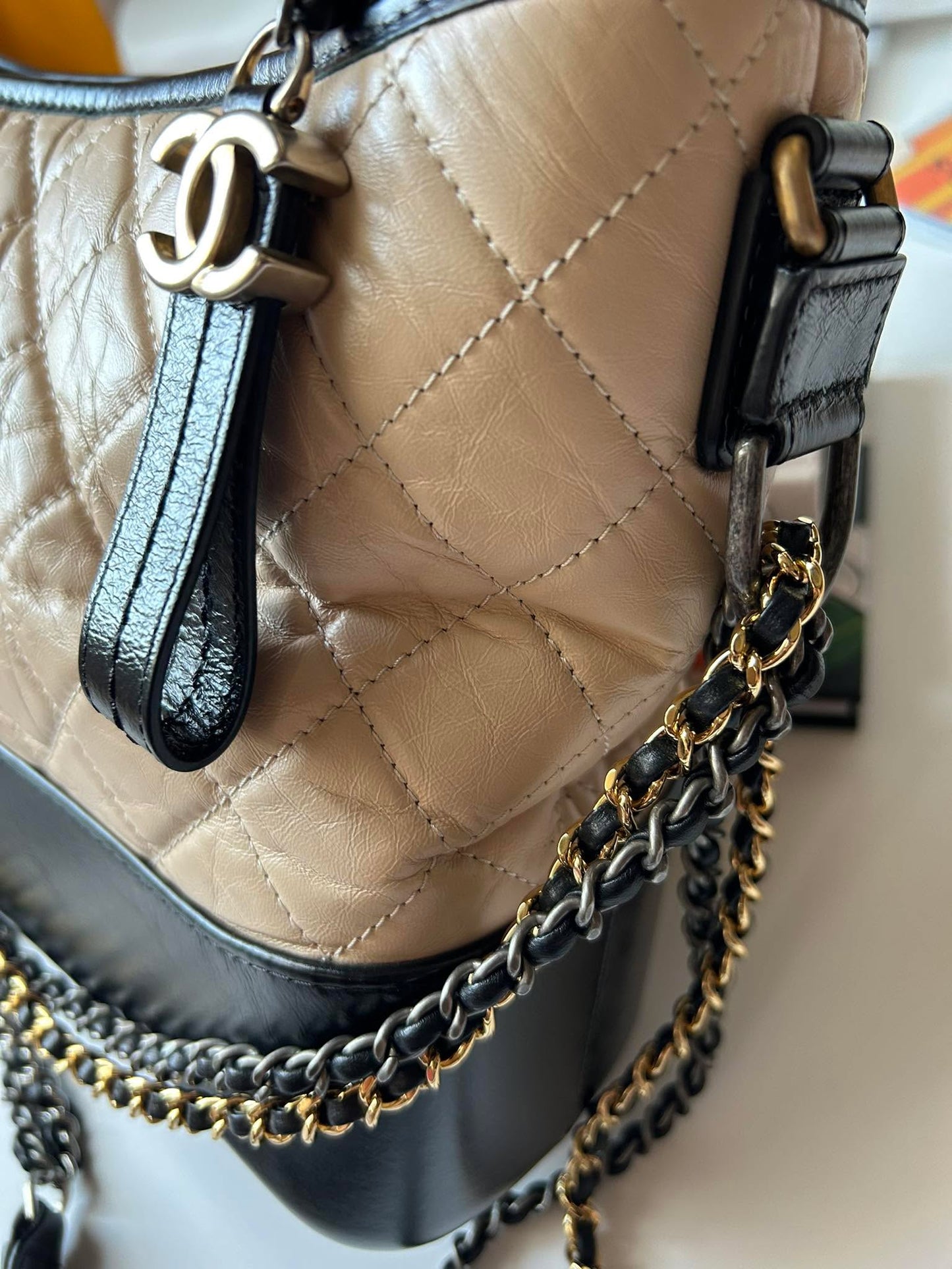 Chanel&nbsp;gabrielle beige medium Rank A