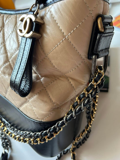 Chanel&nbsp;gabrielle beige medium Rank A