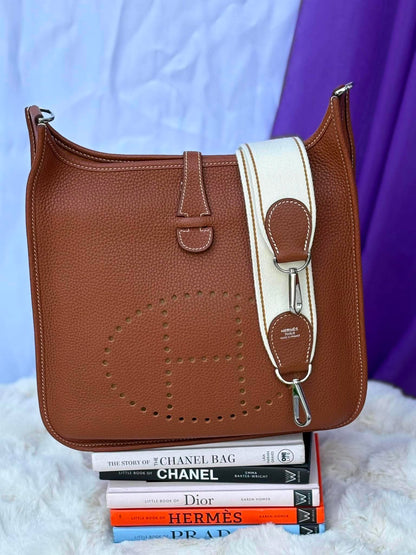 Hermes evelyn pm gold phw Y AC 006 AT 9/10