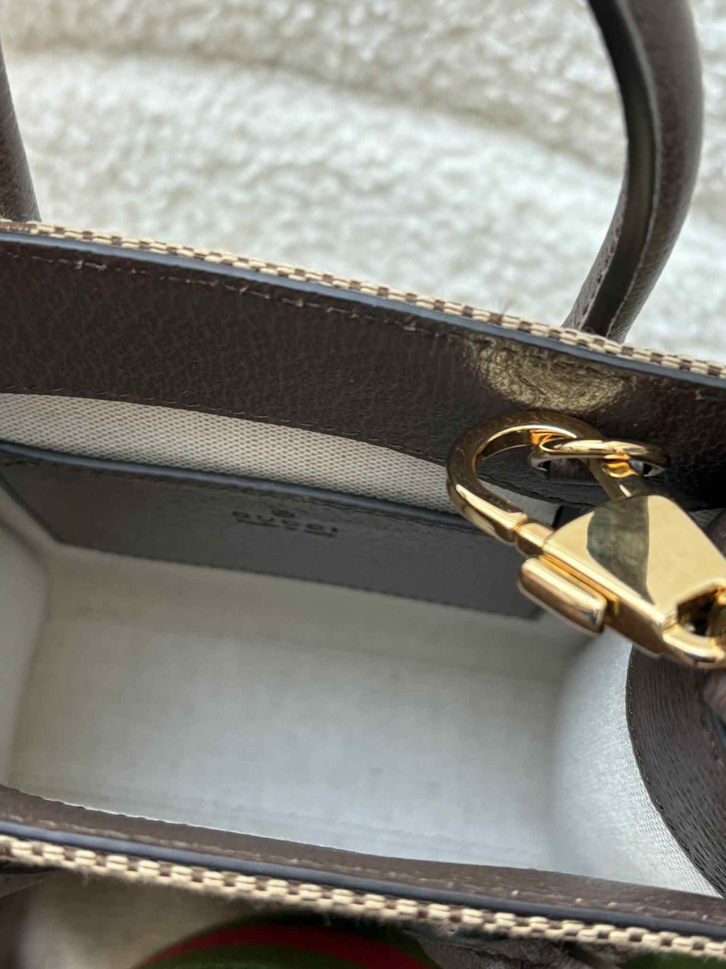 GUCCI Jumbo GG Mini Tote Brandnew