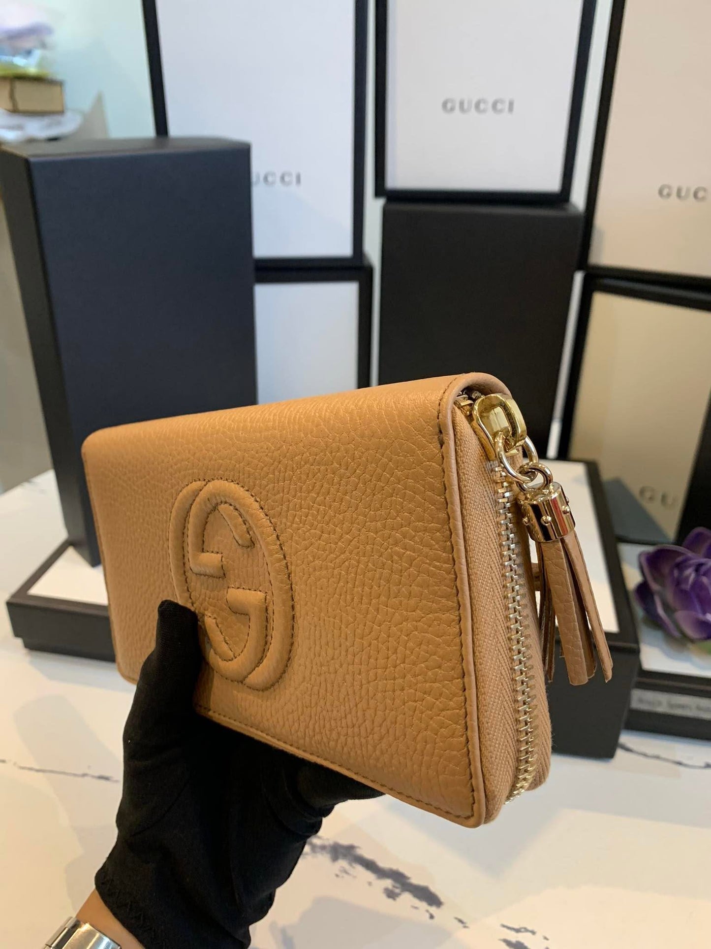 Gucci&nbsp;Soho Zippy Beige Long&nbsp;wallet Brandnew